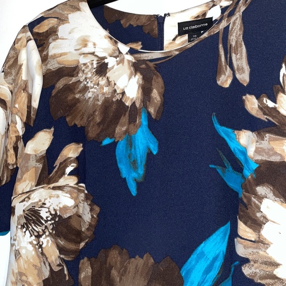 Dress - Picture 3 of 4